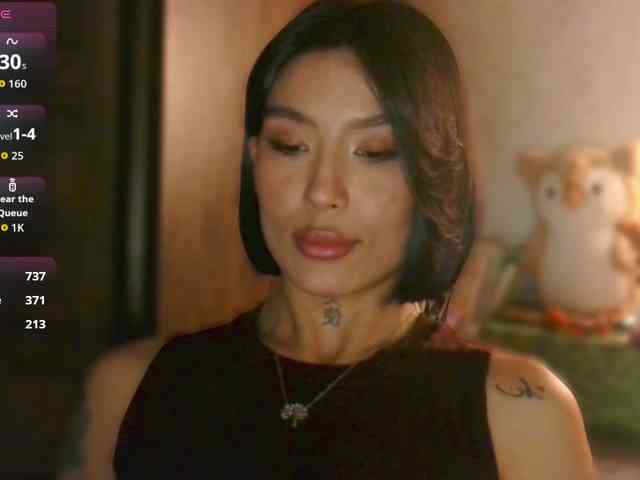 Girl-next-door webcam