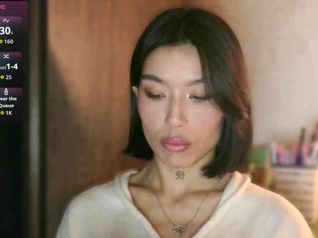 Girl-next-door webcam