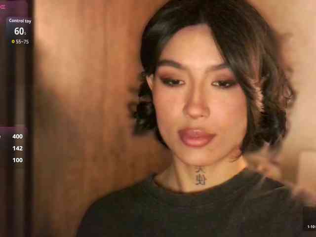 Girl-next-door webcam