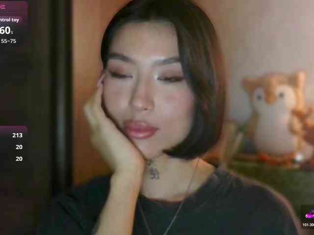 Girl-next-door webcam