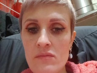 N-I-M-F-O-M-A-N-K-A Porn Show