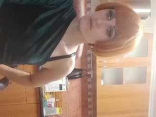 N-I-M-F-O-M-A-N-K-A Porn Show