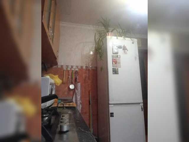 Raisin from BongaCams