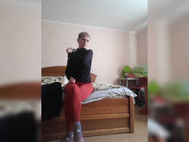 Raisin's BongaCams show and profile