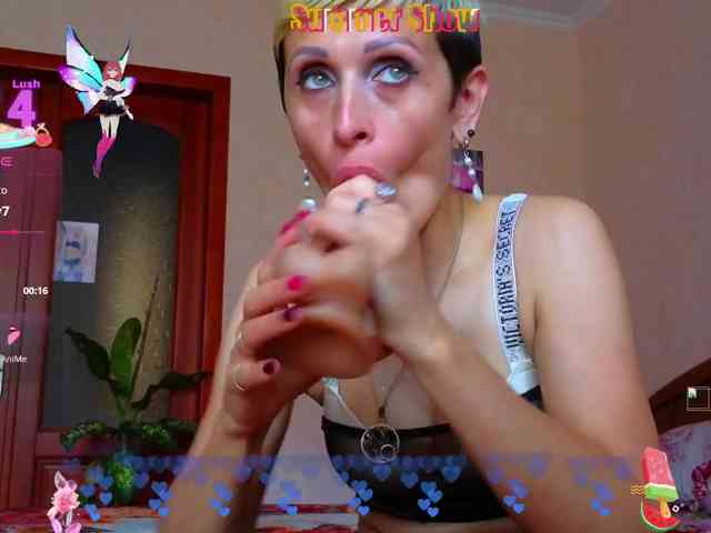 N-I-M-F-O-M-A-N-K-A webcam