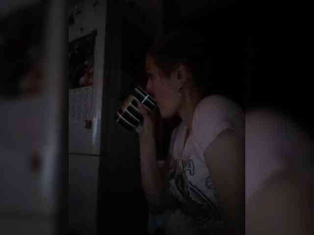 N-I-M-F-O-M-A-N-K-A webcam