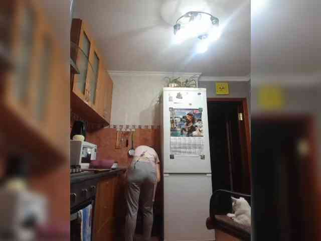 N-I-M-F-O-M-A-N-K-A webcam