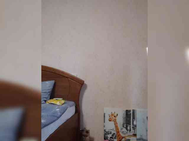 N-I-M-F-O-M-A-N-K-A webcam