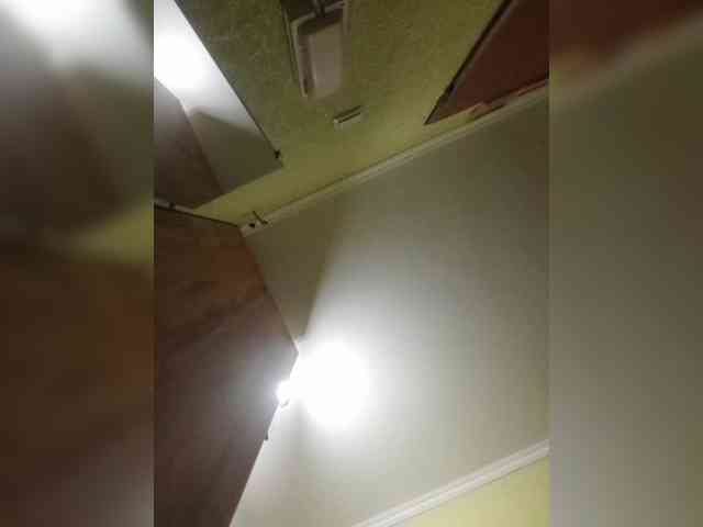 N-I-M-F-O-M-A-N-K-A webcam