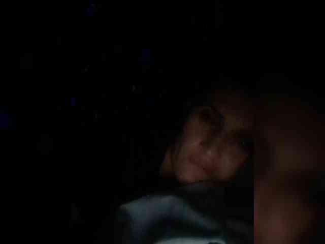 N-I-M-F-O-M-A-N-K-A webcam