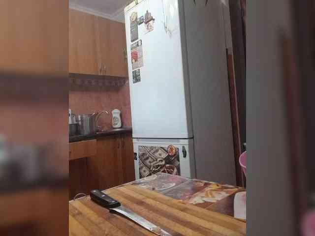 N-I-M-F-O-M-A-N-K-A webcam