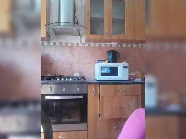 N-I-M-F-O-M-A-N-K-A webcam