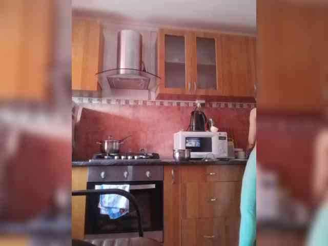 N-I-M-F-O-M-A-N-K-A webcam