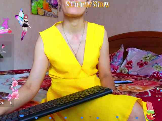 N-I-M-F-O-M-A-N-K-A webcam