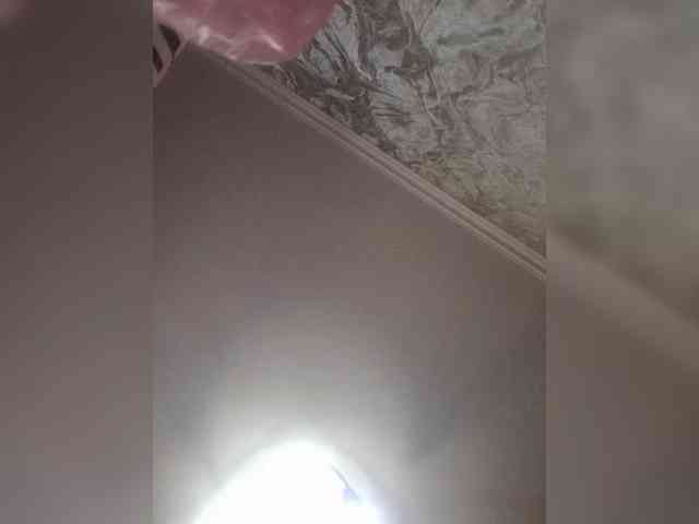 N-I-M-F-O-M-A-N-K-A webcam