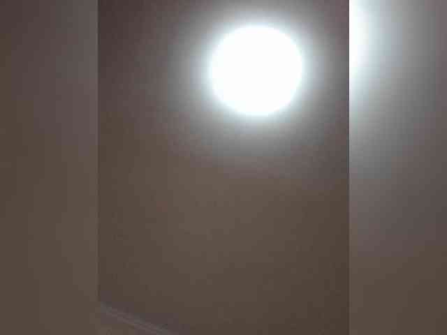 N-I-M-F-O-M-A-N-K-A webcam