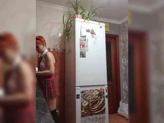 Raisin Live Webcam on BongaCams