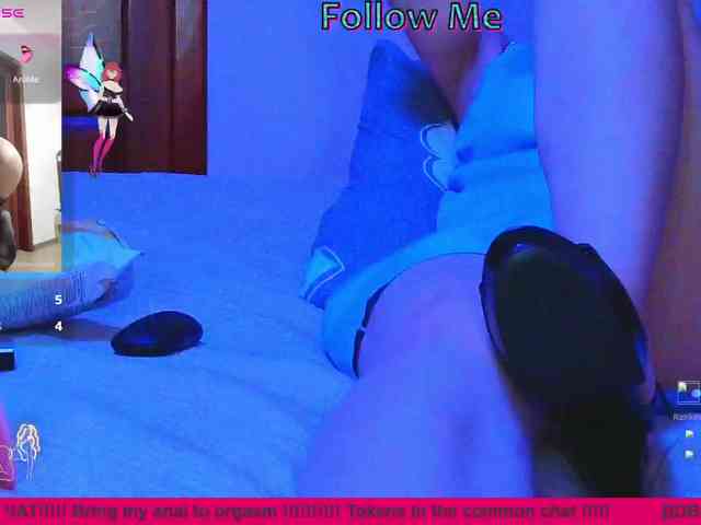 N-I-M-F-O-M-A-N-K-A webcam