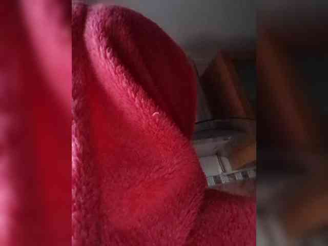 N-I-M-F-O-M-A-N-K-A webcam