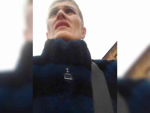 N-I-M-F-O-M-A-N-K-A webcam