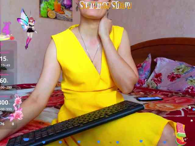 N-I-M-F-O-M-A-N-K-A webcam