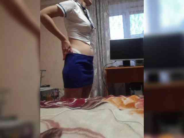N-I-M-F-O-M-A-N-K-A webcam