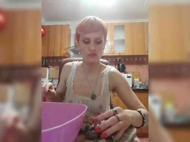 live porn show Raisin