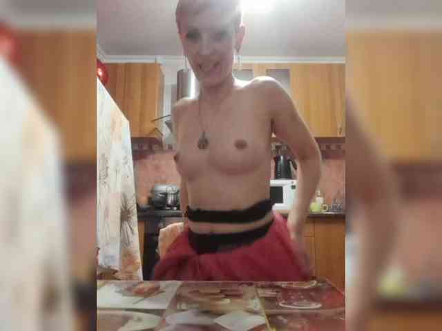 N-I-M-F-O-M-A-N-K-A webcam