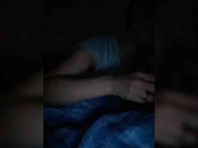 Raisin Live Webcam on BongaCams