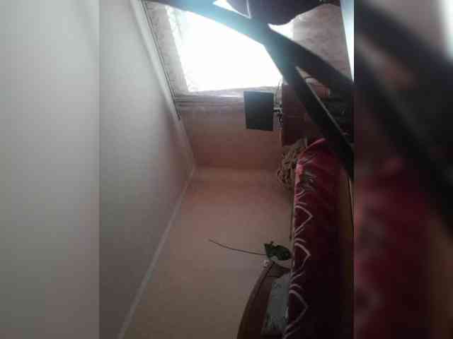 N-I-M-F-O-M-A-N-K-A webcam