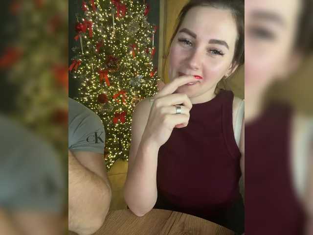 SladenkieVmeste's BongaCams show and profile