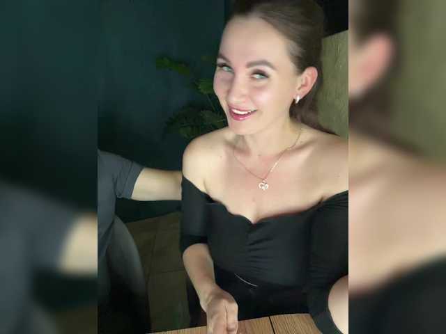 SladenkieVmeste from BongaCams