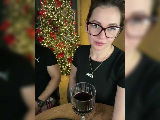 SladenkieVmeste's BongaCams show and profile