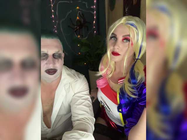 Masturbate to SladenkieVmeste, they want to masturbate for you SladenkieVmeste from BongaCams