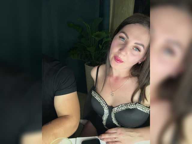 SladenkieVmeste from BongaCams is Freechat