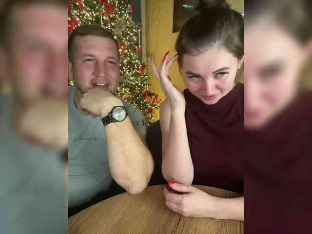 SladenkieVmeste Live Webcam on BongaCams