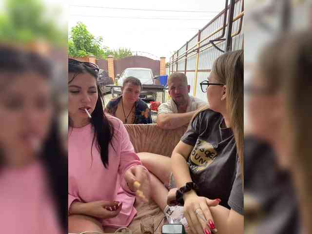 SladenkieVmeste webcam