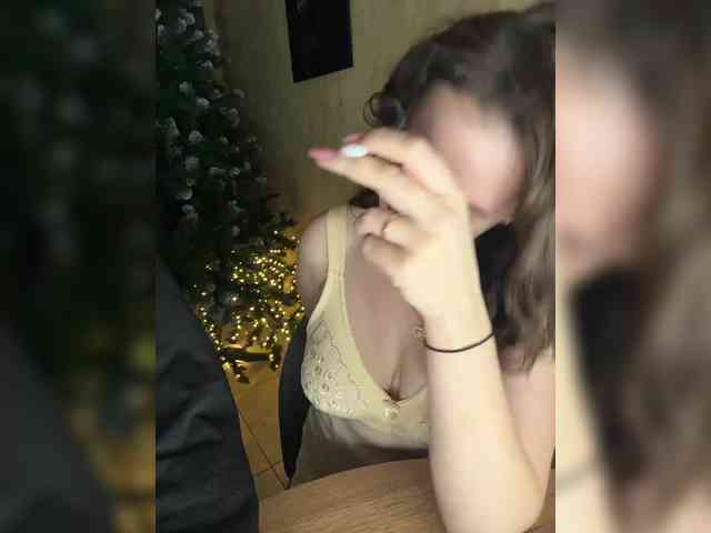 SladenkieVmeste Live Webcam on {site_name}