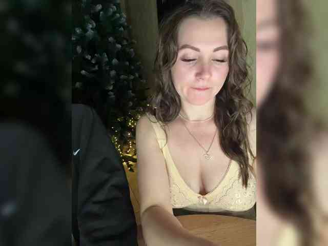 SladenkieVmeste Live Webcam on {site_name}