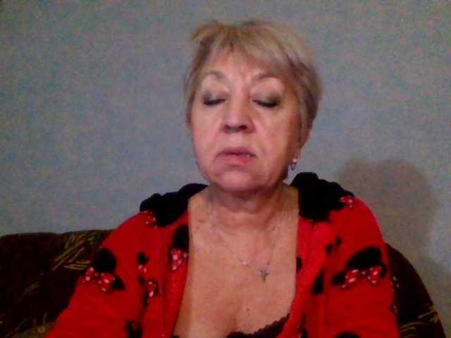 AnjelElinor's BongaCams show and profile