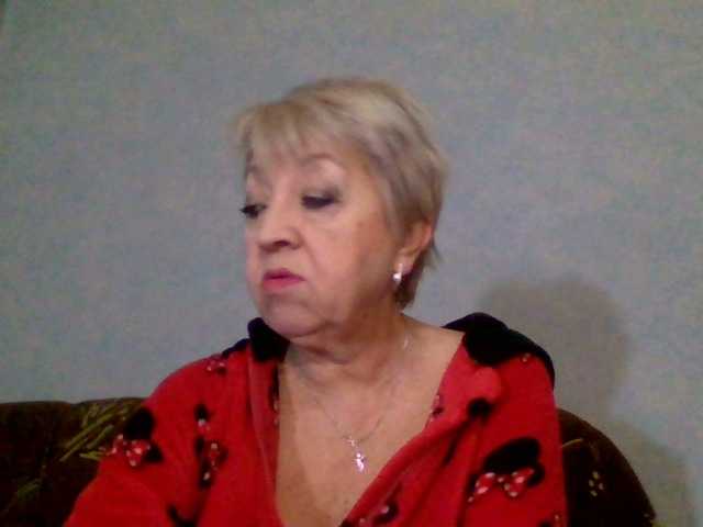 AnjelElinor's BongaCams show and profile