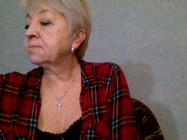 AnjelElinor's BongaCams show and profile