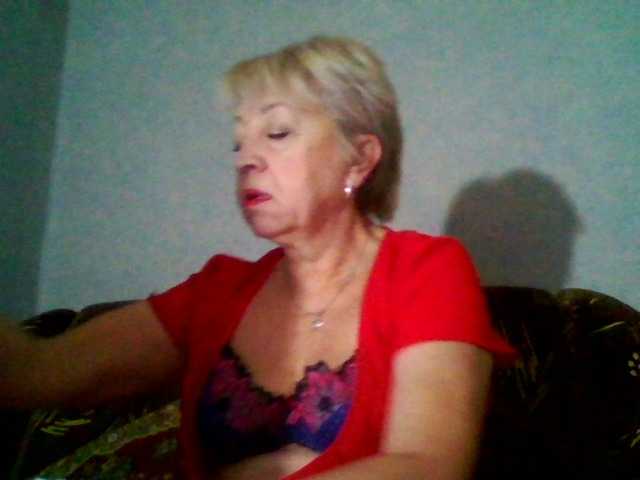 AnjelElinor from BongaCams