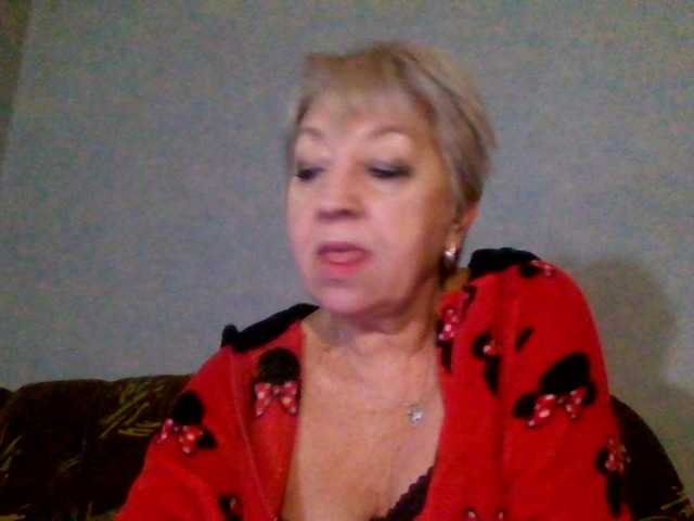 AnjelElinor's BongaCams show and profile