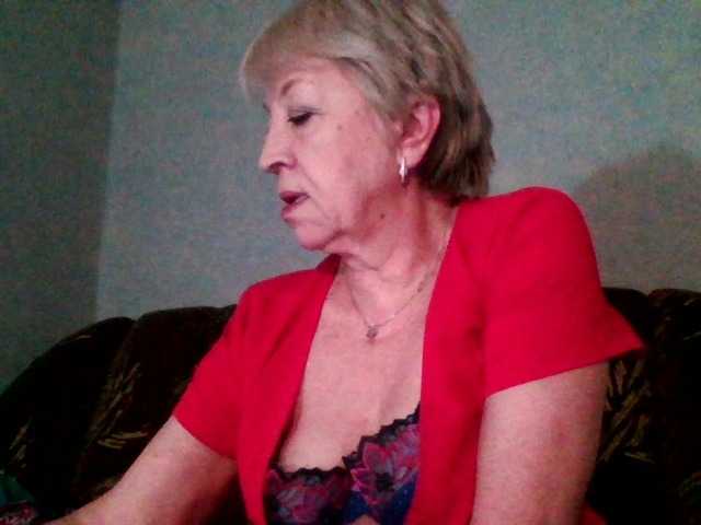 AnjelElinor's BongaCams show and profile