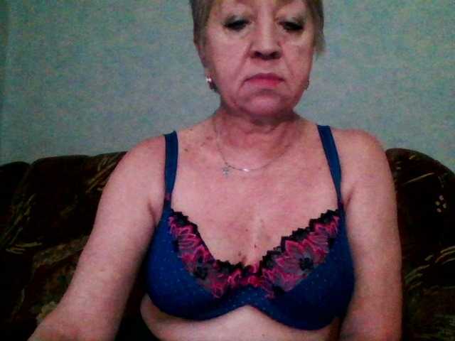 AnjelElinor's BongaCams show and profile