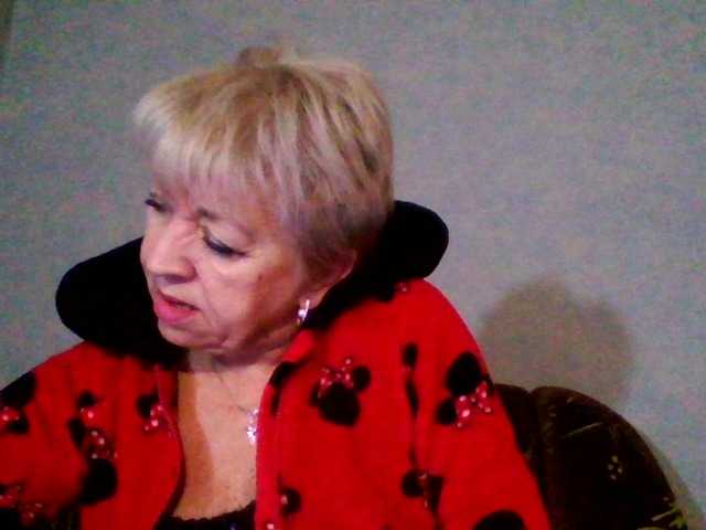 AnjelElinor's BongaCams show and profile