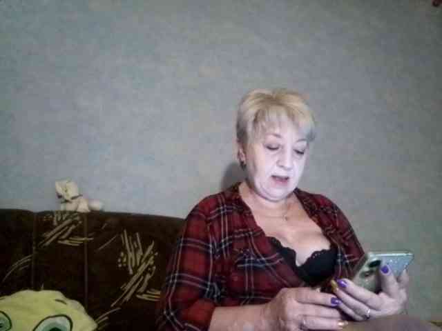 AnjelElinor webcam