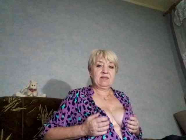 AnjelElinor webcam