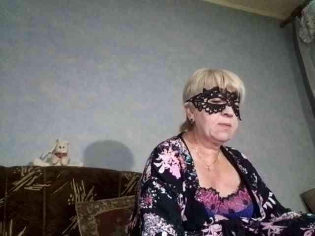 AnjelElinor webcam